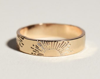 Luxe Sunshine Ring 4mm, sun ring, unisex wedding band, symbolic ring, sunburst, wedding rings, mens wedding ring, handmade gold band