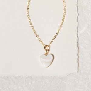Perlmutt Herz Halskette, Muschel Herz, Perlenkette, Geschenk für sie, gold filled Halskette, Herz Halskette, Muschel Halskette, symbolisch