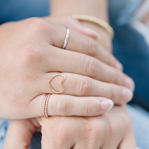 Bague soleil soleil, bague symbolique, bague unique, bague délicate, bague gold filled, bague empilable, rayon de soleil, rayon de soleil, bande de soleil, bijoux de printemps image 7