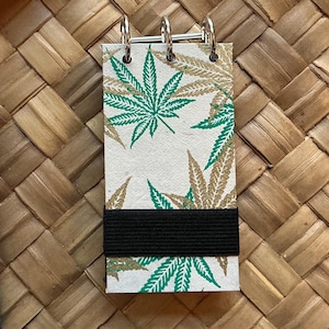 100% Cotton Watercolor Swatch Sketchbook #37. 4x2 Inch , 140lb., rough, Elastic Closure. Hard cover. Acid Free, Archival Materials.