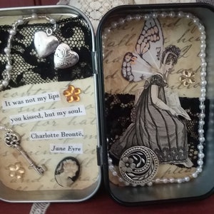 DIY Traveling Altoids Tin Altar — The Rusty Thicket