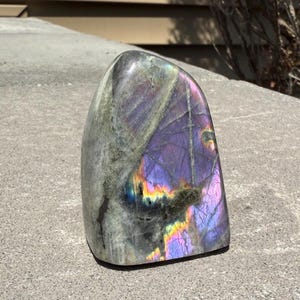 Labradorite Freeform: Pink & Purple Flash Crystal, Intuition Stone