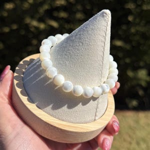 Snow Agate Crystal Bracelet: 8MM Beaded Gemstone Jewelry