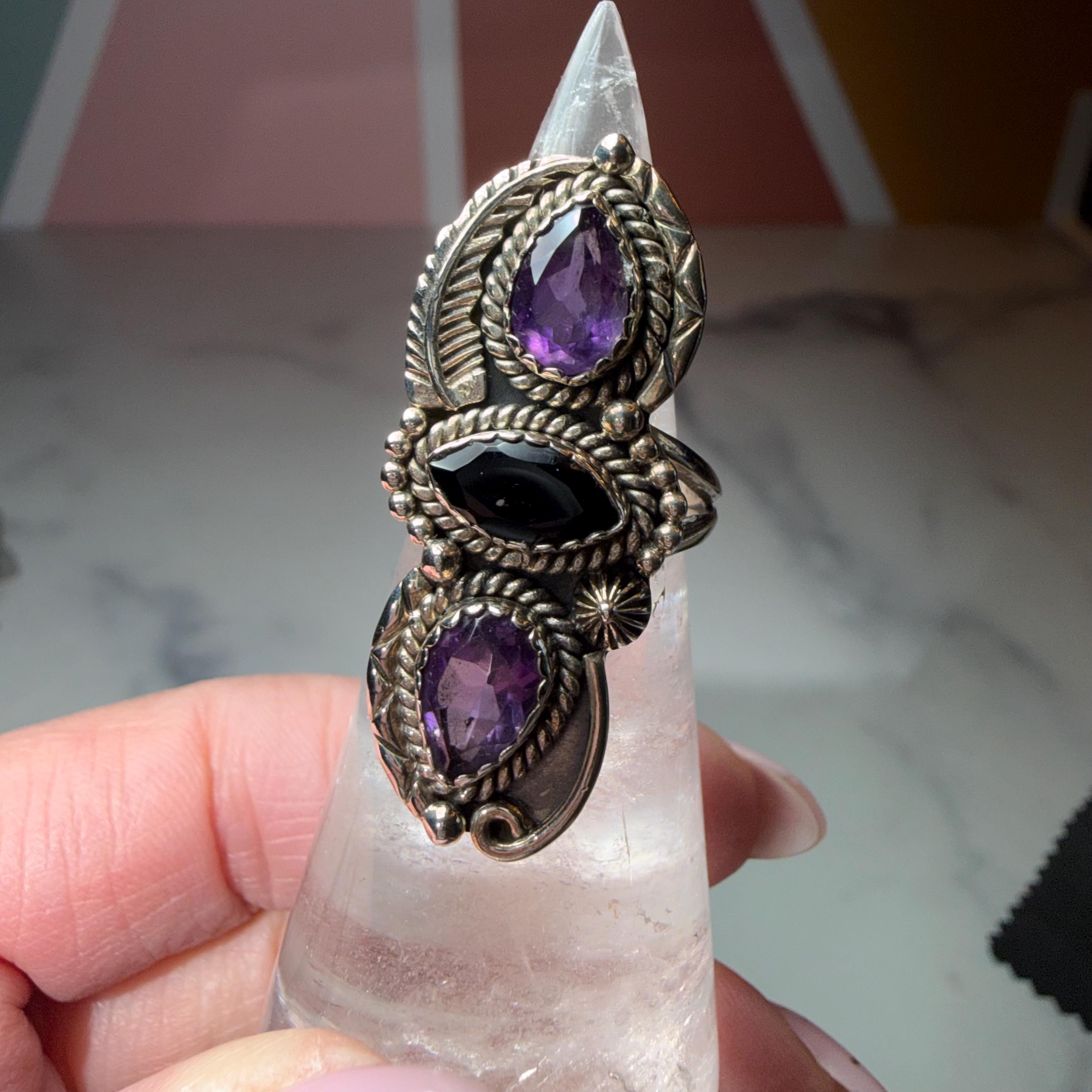 Amethyst Black Onyx Floral Ring, Sterling Silver Faceted Gemstone Jewelry (Size 6) 3