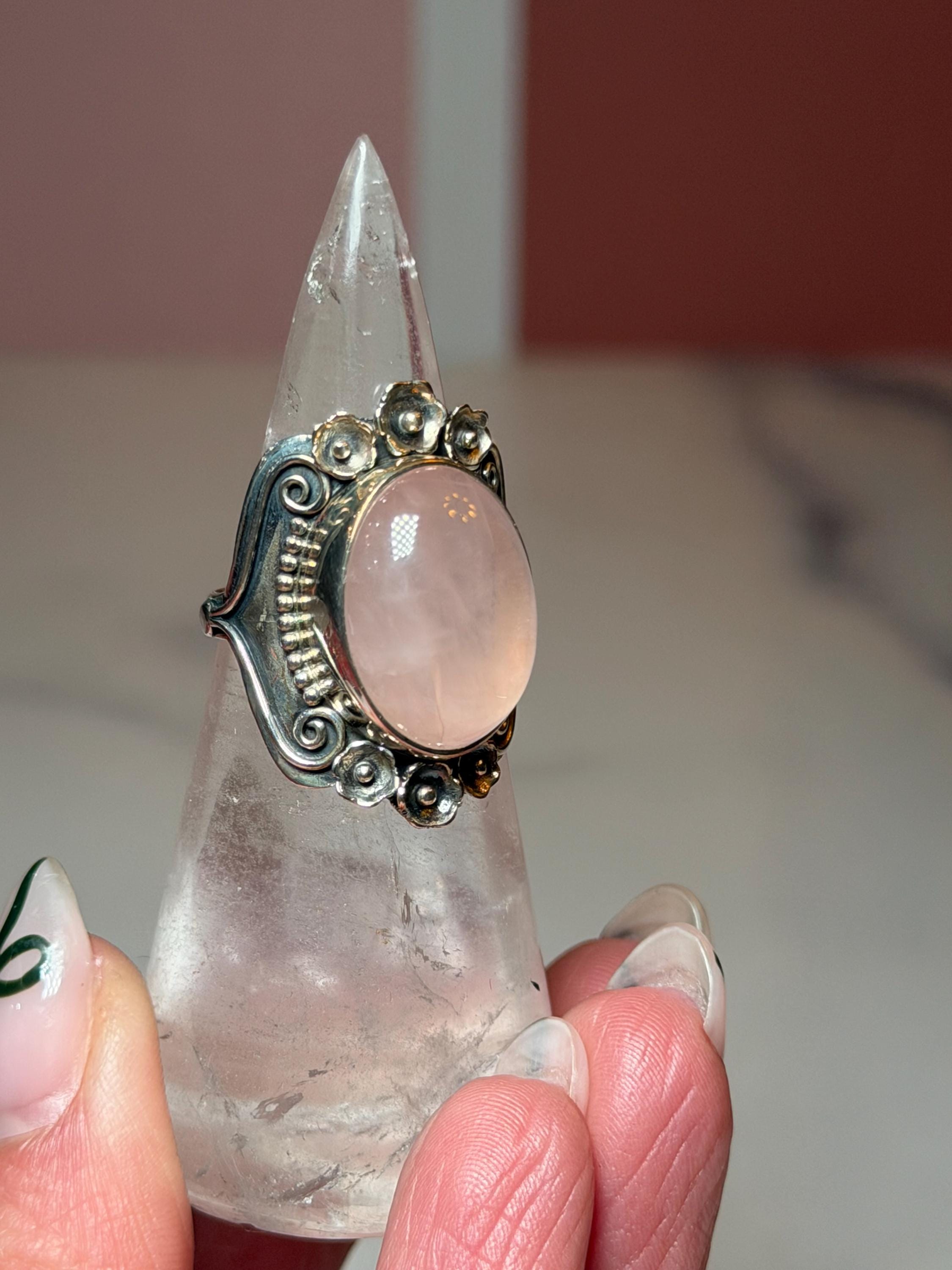 Rose Quartz Sterling Silver Floral Ring, Size 7, Romantic Gemstone Jewelry 2