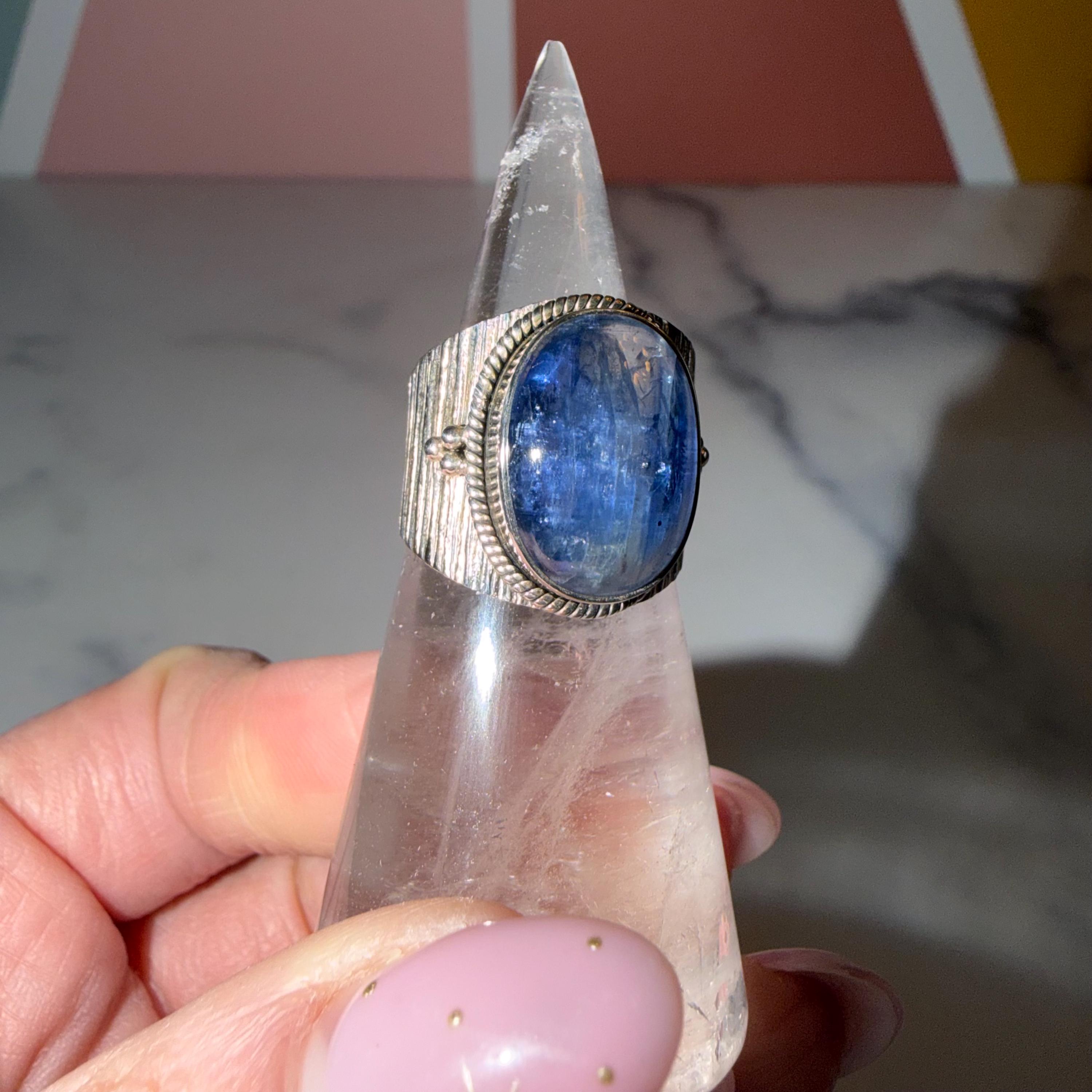 Blue Kyanite Cigar Band Ring • 925 Sterling Silver • Size 7.5 • Statement Gemstone Ring • Boho Crystal Jewelry 4