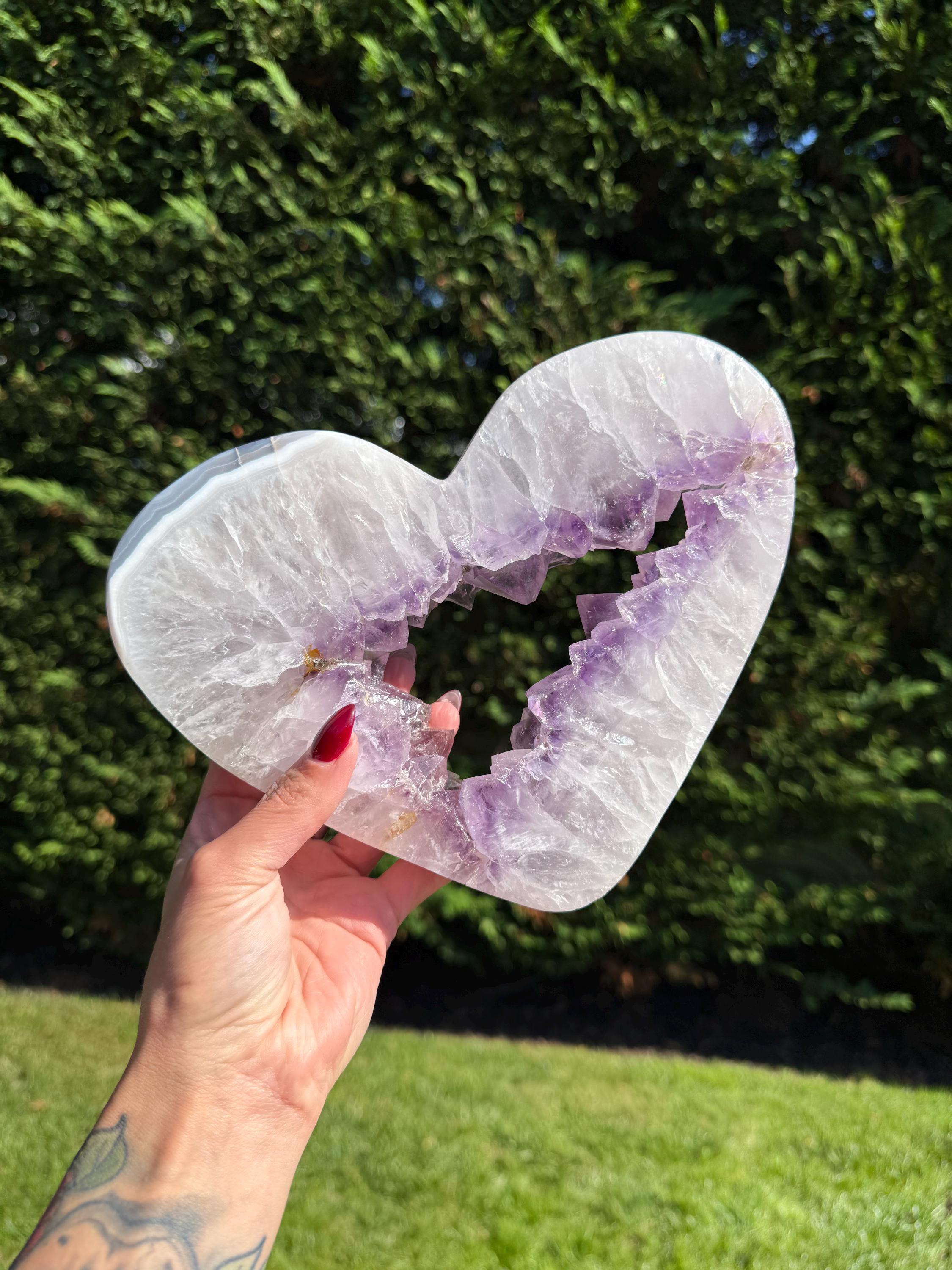 XL Agate Amethyst Heart Portal Carving • Self-Standing Polished Crystal Sculpture 2