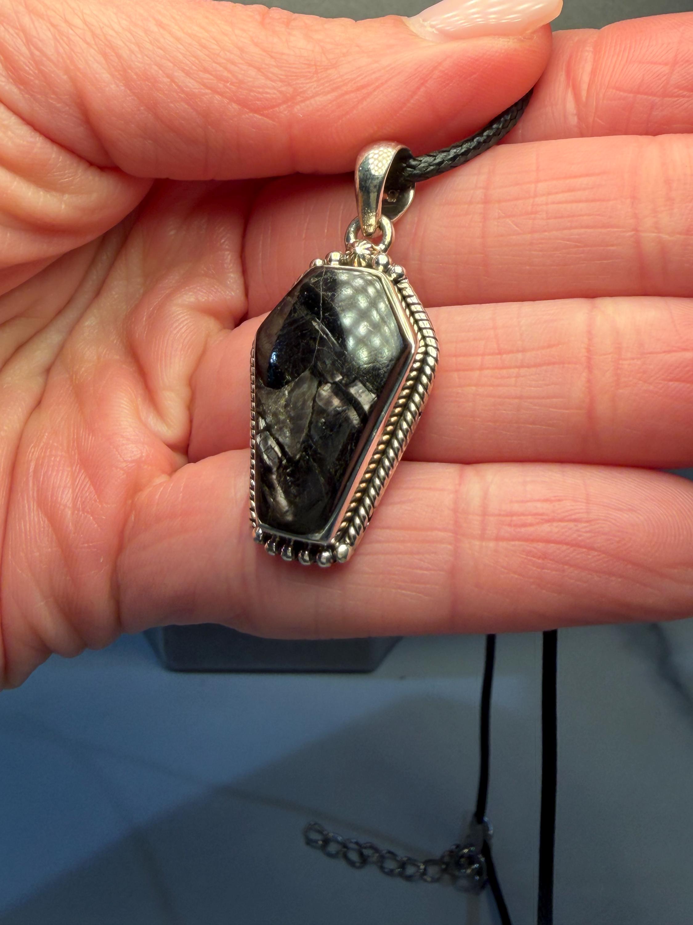 Hypersthene Coffin Pendant in 925 Sterling Silver by Bone and Branch, Gothic Crystal Necklace 4