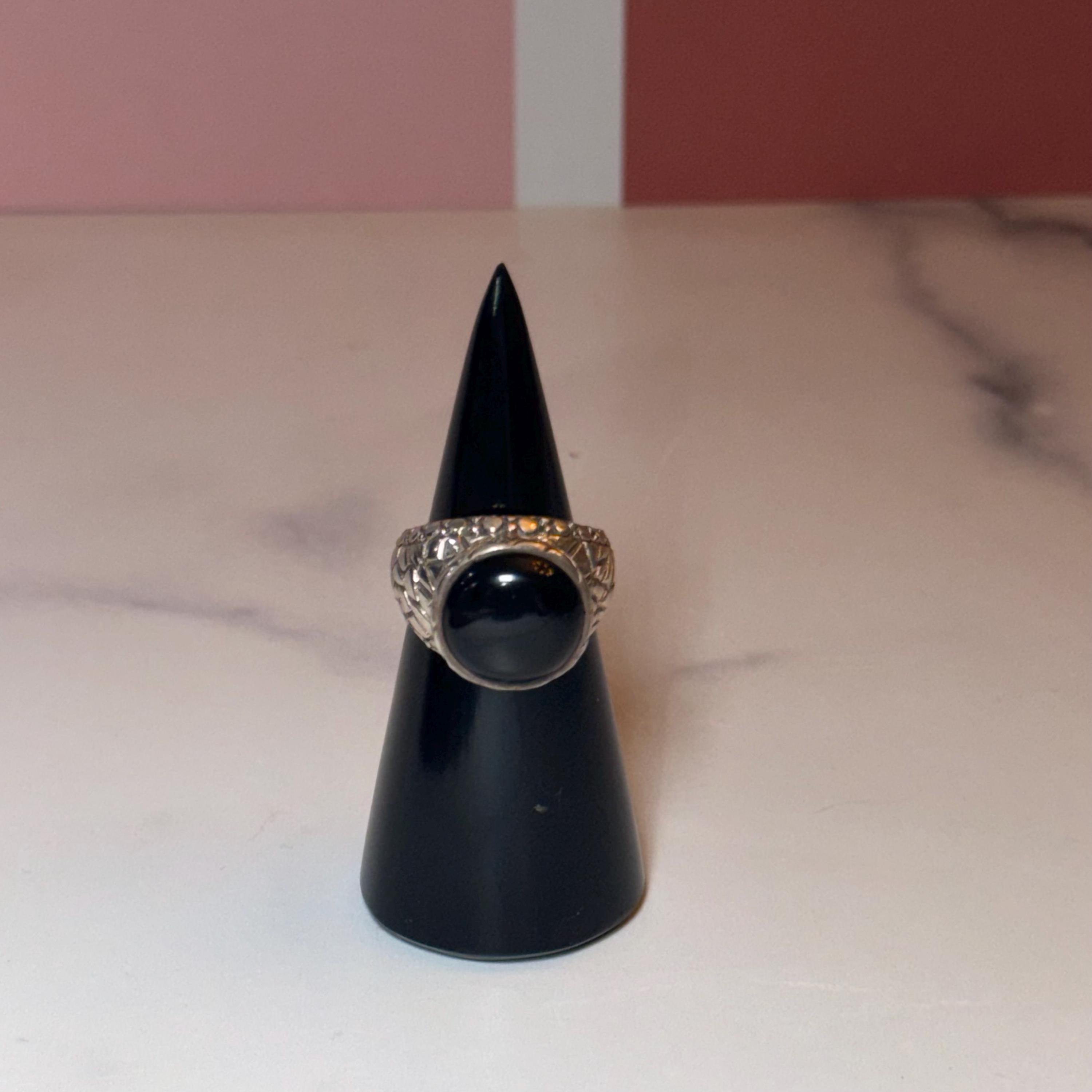Black Onyx Sterling Silver Ring, Classic Statement Jewelry, Minimalist Design (size 7) 5
