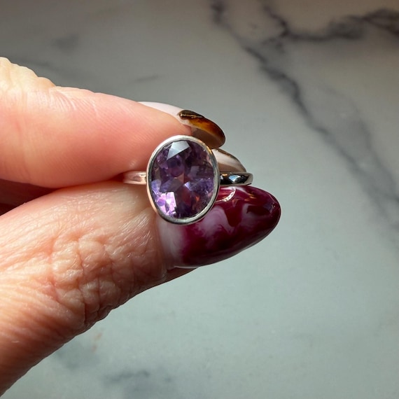 Faceted Amethyst Solitaire Ring: 925 Sterling Sil… - image 6