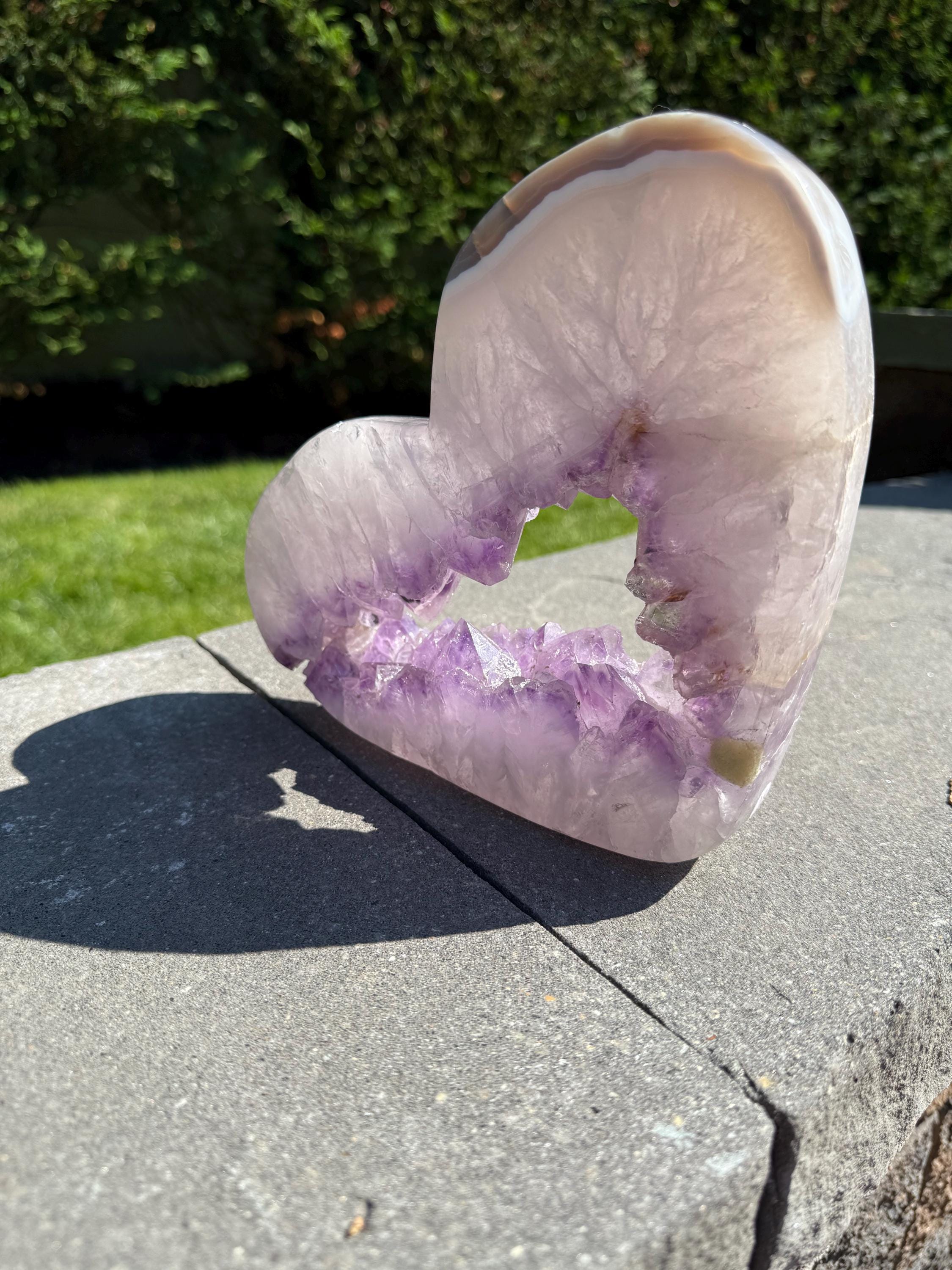 XL Agate Amethyst Heart Portal Carving • Self-Standing Polished Crystal Sculpture 6