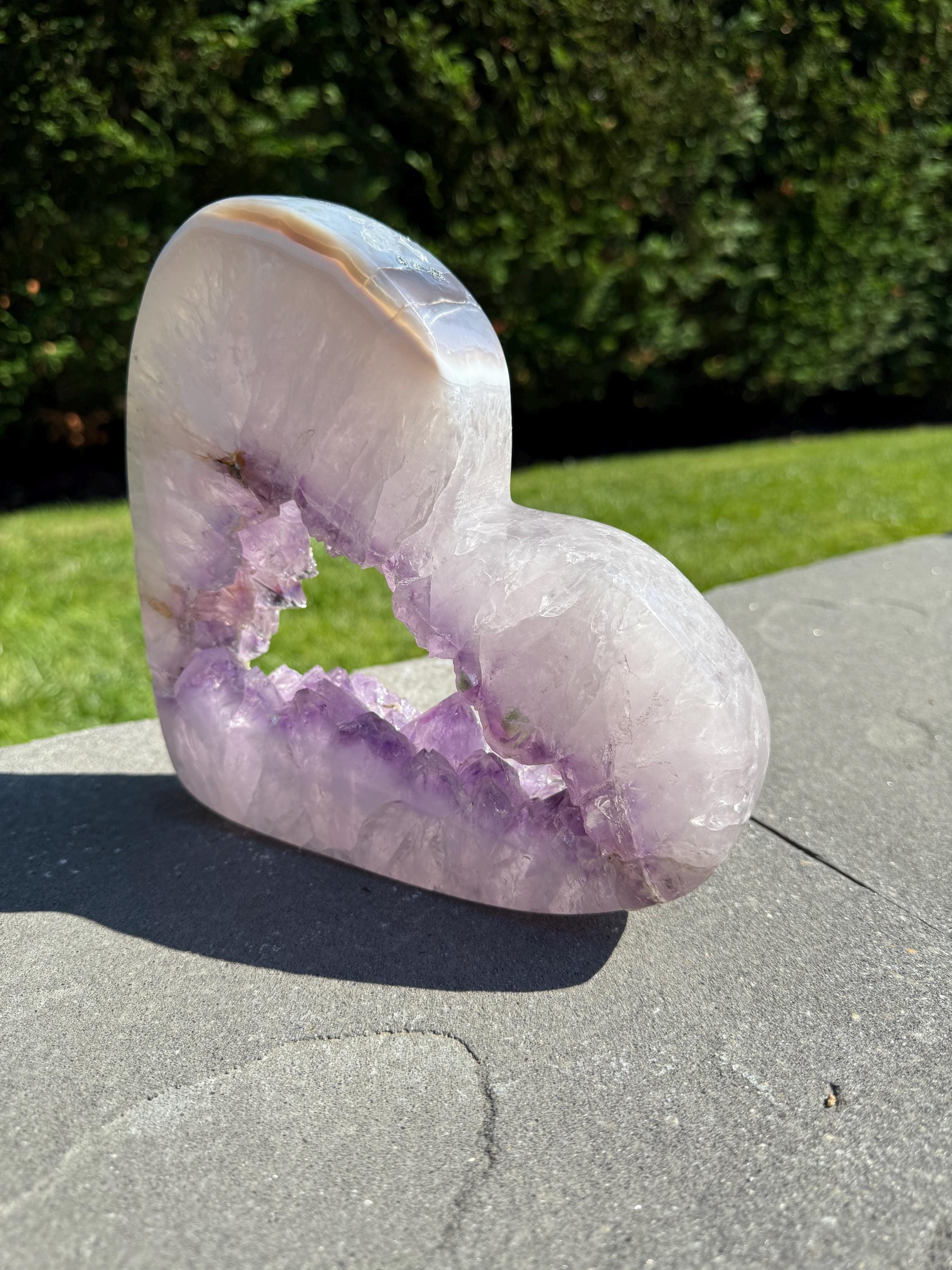 XL Agate Amethyst Heart Portal Carving • Self-Standing Polished Crystal Sculpture 11