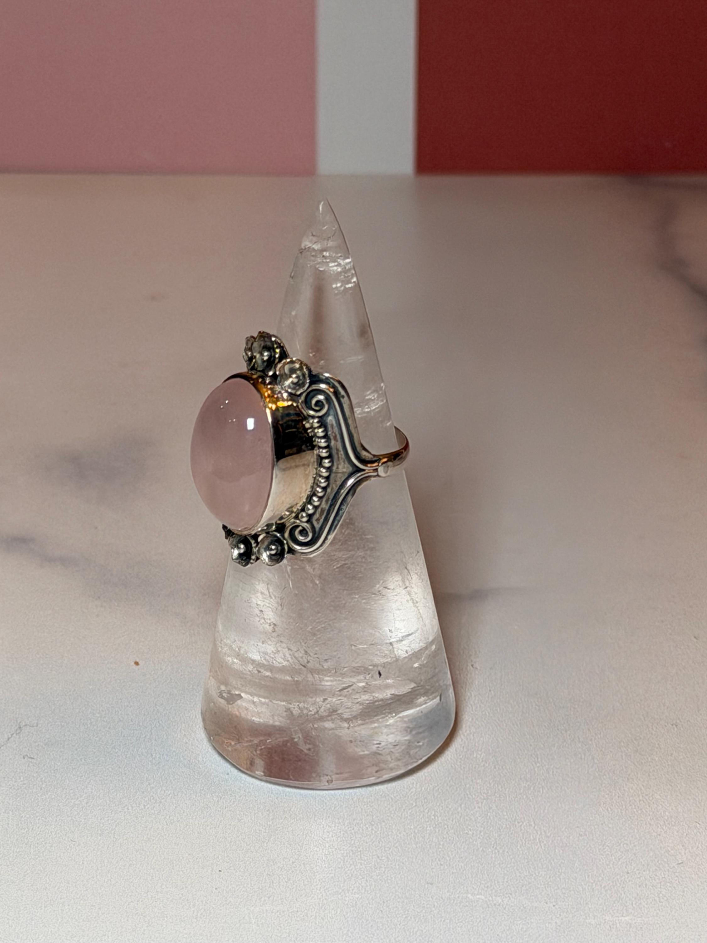 Rose Quartz Sterling Silver Floral Ring, Size 7, Romantic Gemstone Jewelry 12
