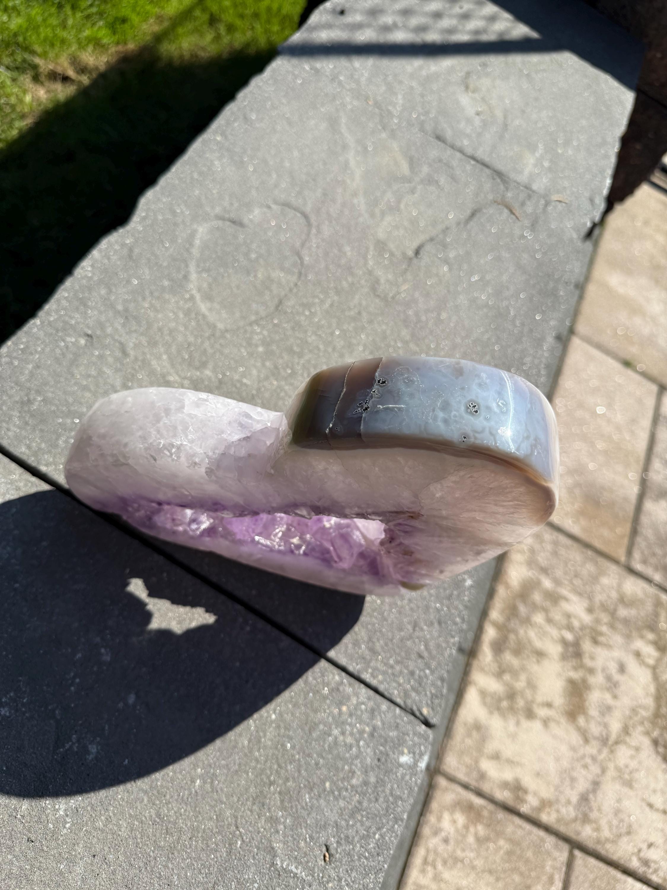 XL Agate Amethyst Heart Portal Carving • Self-Standing Polished Crystal Sculpture 4