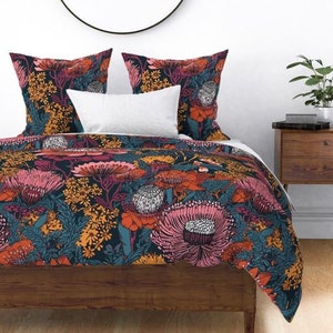 Premium Cotton duvet Cover set in a Contemporary Australian wild flower Pattern | King Duvet cover set and all sizes | Floral duvet set