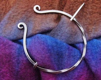 Outlander Homage Sterling Silver Penannular Brooch, Kilt Pin or Scarf Pin