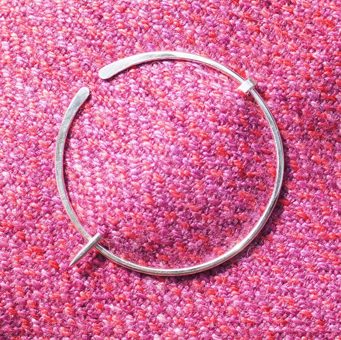 penannular shawl pin