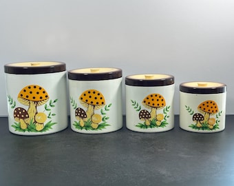 Conjunto de 4 potes vintage Merry Mushroom da Sears Roebuck, 1977