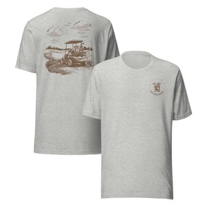 おもしろゴルフTシャツ - 「あと1ラウンド」カクテルグラス（前面）＆ゴルフカート（背面）｜男性向けゴルフギフト｜レトロゴルファーシャツ｜ドリンクゴルフティー