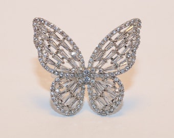 BUTTERFLY RING. anello colorazione silver in materiale anallergico misura regolabile con pietre Cubic Zirconia top quality.