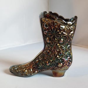 Fenton amethyst carnival glass daisy and button boot