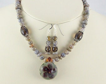 Soft Grays and Browns in a Stylish Composition,Lampwork Pendant Necklace Set