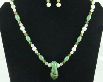 Rare /Green Garnet, Jade and Aventurine Lampwork Focal Bead Necklace Set-