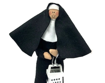 Novelty  Nun Doll Decoration funny Catholic gift congratulations keepsake Nun Grater