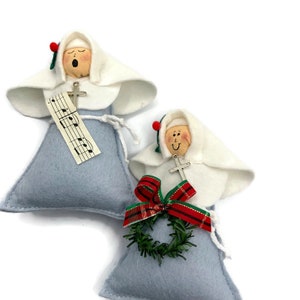 Pack of two Anglican nuns, Christmas ornaments,  Call the Midwife sisters, grey habit, holly wreath, singing, music nun, package toppers