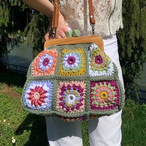 Pattern Crochet Granny Square Bag Wood Handle