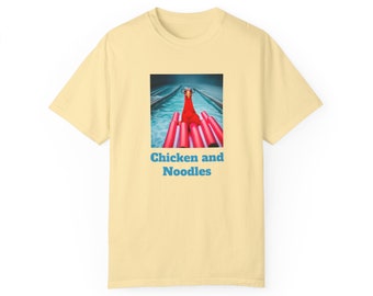 Camiseta de pollo y fideos