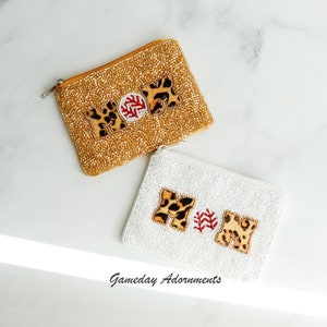 Monedero de bolsa de moneda con cuentas de mamá de béisbol, parche de patrón de leopardo mamá de softbol estilo NCAA sembrado, bolsa de viaje, regalo de la pequeña liga de fanáticos colegiados