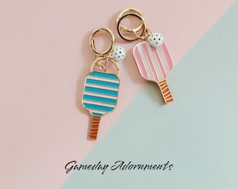 Hangende augurk en geëmailleerde gestreepte paddle-sleutelhanger, pastelroze groenblauw, sierlijke augurkbal, schattige flair- PPA-tour, racketsportcadeau
