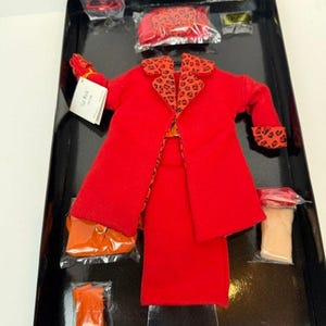 Tenue de poupée Ashton Drake Gene Marshall Madra Lord « CAT WALK » Mel Odom 92285 COA