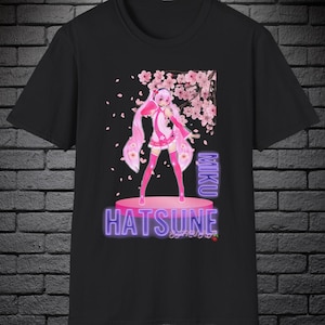 Camiseta personalizada Hatsune miku sakura vocaloid Regalo para ella Regalo para amantes del anime Regalo para amigos Regalo divertido Diseño único Camiseta unisex