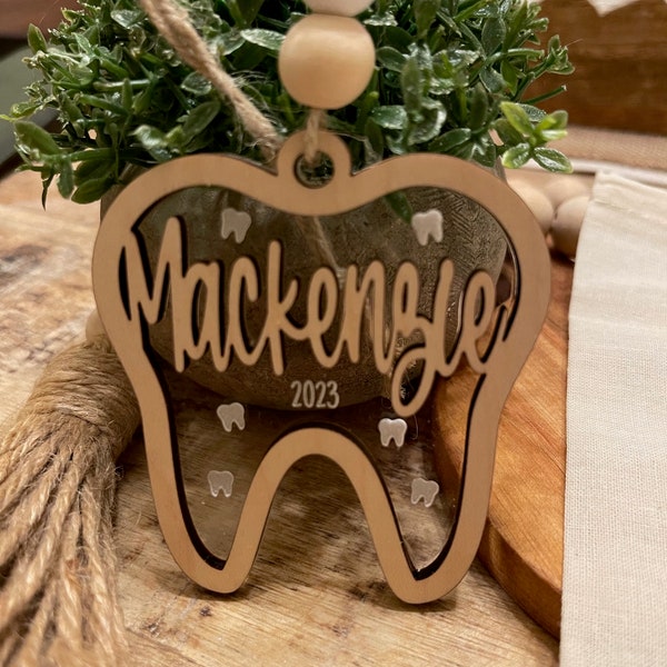 Personalized Custom Wood & Acrylic Tooth Ornament,  Custom Name Gift Tag for Dental Hygienist, Assistant, Dentist Gift, Dental Office