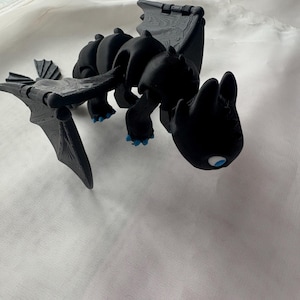Cartoon Dragon Toothless figure How to Train Your Dragon 3D Printed Articulated Model