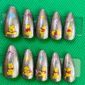 grey shimmer Winnie the Pooh press on nails