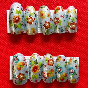 blue iridescent flowers press on nails