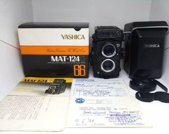 Yashica Mat-124G with Yashinon 80mm f/3.5 All original