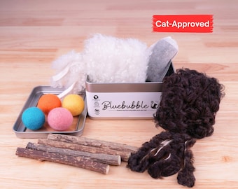 Natural Sheepskin Cat Toy Discovery Set – Wool Jellyfish, Felt Balls & Silvervine Matatabi Sticks