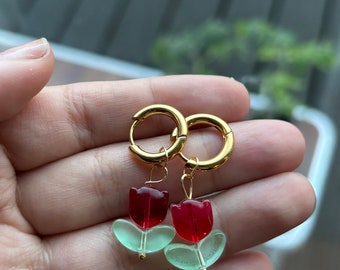 Trendy hoops earrings