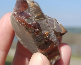 Inclusion Quartz small cluster; goethite, specular hematite, chlorite, iron-oxides; Messina Mine, Limpopo, South Africa