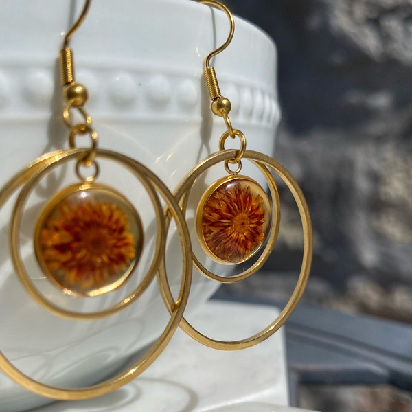 Dried Flower Earrings Gift for Her Unique Handcrafted Jewelry for Mom Gift Anniversary Present for Wife Floral Handmade Gift Gold earrings