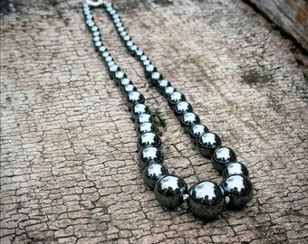 Collier de perles hématites