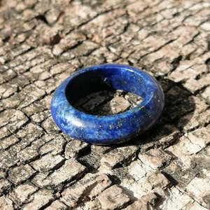 Lapis lazuli ring