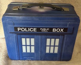 Doctor Who TARDIS Metal Lunchbox Tin – BBC Licensed Collectible Storage Container