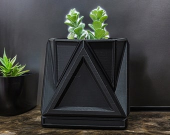3D Printed Gothic Planter with Drainage - Geometric Succulent Pot