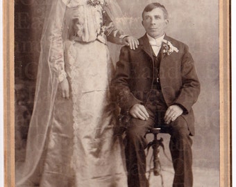 Beautiful Antique Victorian Era Wedding Portrait - Beautiful Silk Wedding Dress, Long Veil, Flowers 1900s Fall Creek, Wisconsin