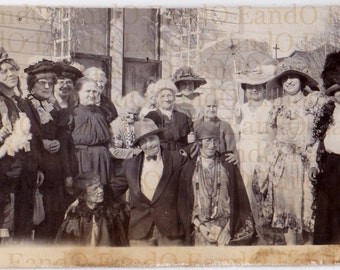 Antique Photo - Costumes, Drag, Theater, Play - Fantastic Antique Snapshot of a Large Group of People in Costume and in Drag 1920s